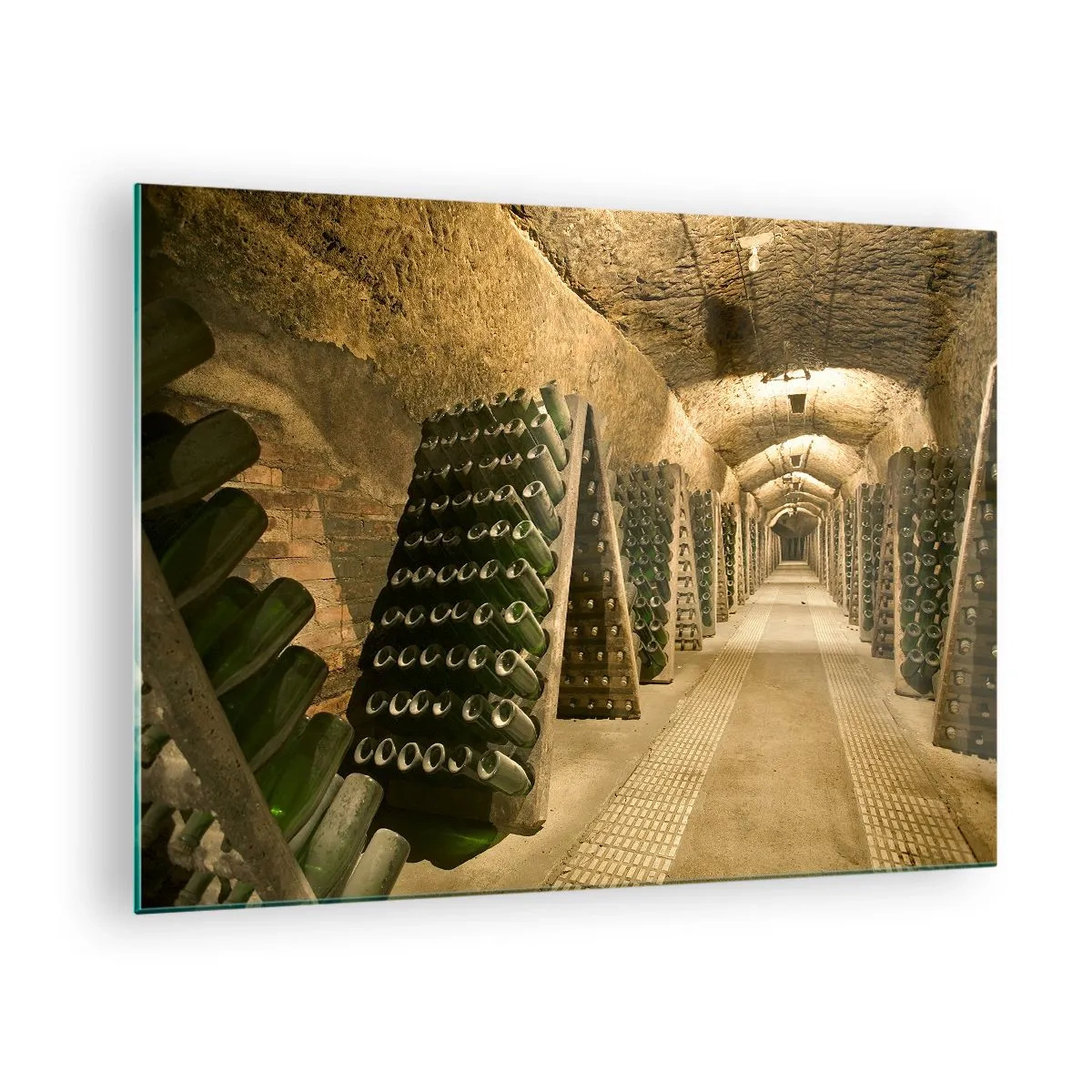 Glasbild - Bild auf glas - Ein Keller mit Weinflaschen, die in Reihen reifen - 70x50cm - Die Geburt des Geschmacks - Moderne Wanddekoration für Wohnzimmer und Schlafzimmer ARTTOR