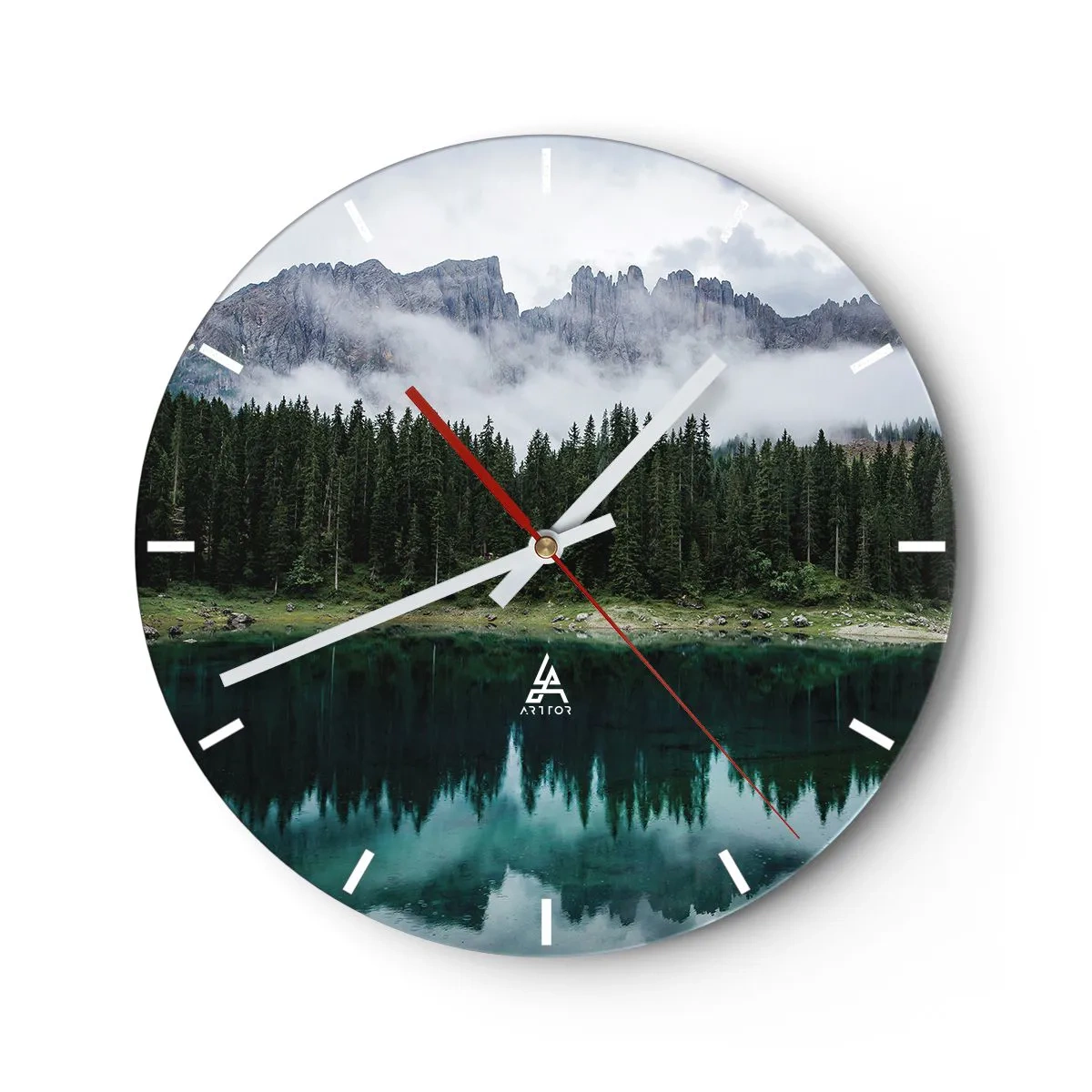 Wanduhr - Glasuhr - Neblige Berge und Wälder spiegeln sich in einem ruhigen Bergsee - 30x30cm - Leise, leise, lass uns das Trinkwasser nicht wecken ... - Moderne Wanddekoration für Wohnzimmer, Küche und Schlafzimmer ARTTOR