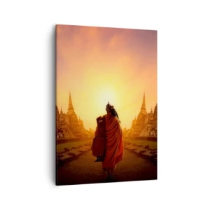 Bild auf Leinwand - Leinwandbild - Ein Mönch zwischen den Tempeln bei Sonnenuntergang - 50x70cm - In Frieden für die Ewigkeit - Moderne Wanddekoration für Wohnzimmer und Schlafzimmer ARTTOR