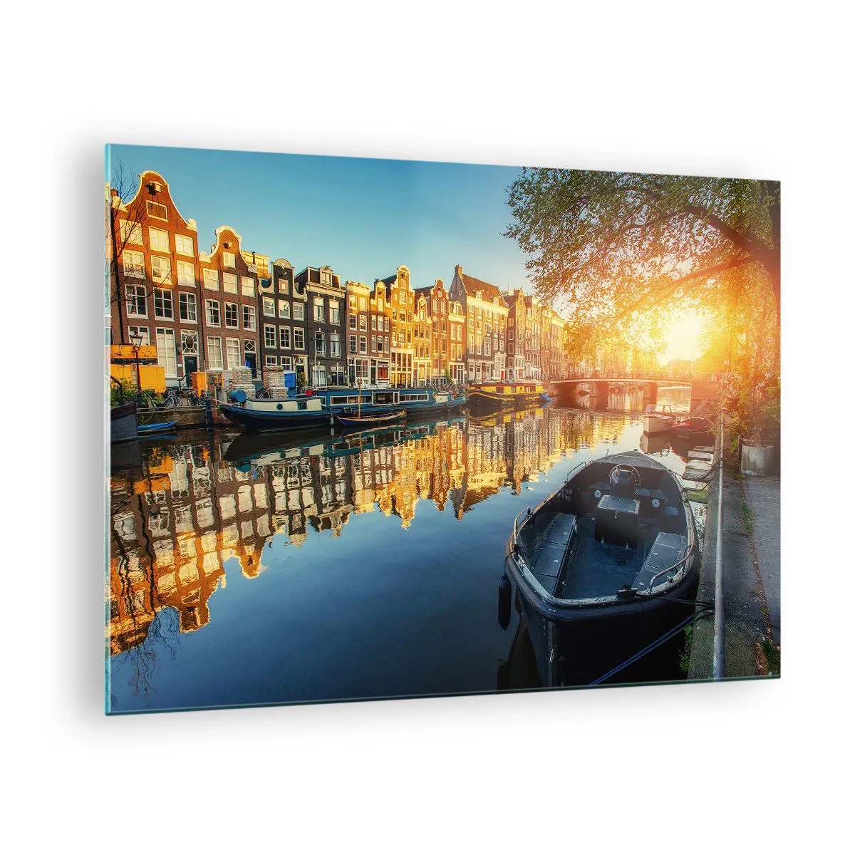 Glasbild - Bild auf glas - Amsterdamer Kanal bei Sonnenuntergang - 70x50cm - Morgen in Amsterdam - Moderne Wanddekoration für Wohnzimmer und Schlafzimmer ARTTOR