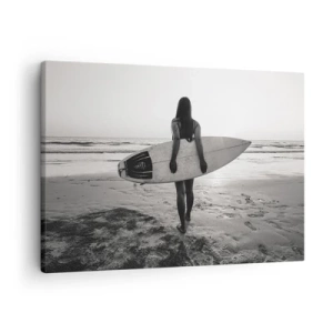 Bild auf Leinwand - Leinwandbild - Frau mit Surfbrett am Strand in Schwarz und Weiß - 70x50cm - Die Tochter der Meereswelle - Moderne Wanddekoration für Wohnzimmer und Schlafzimmer ARTTOR
