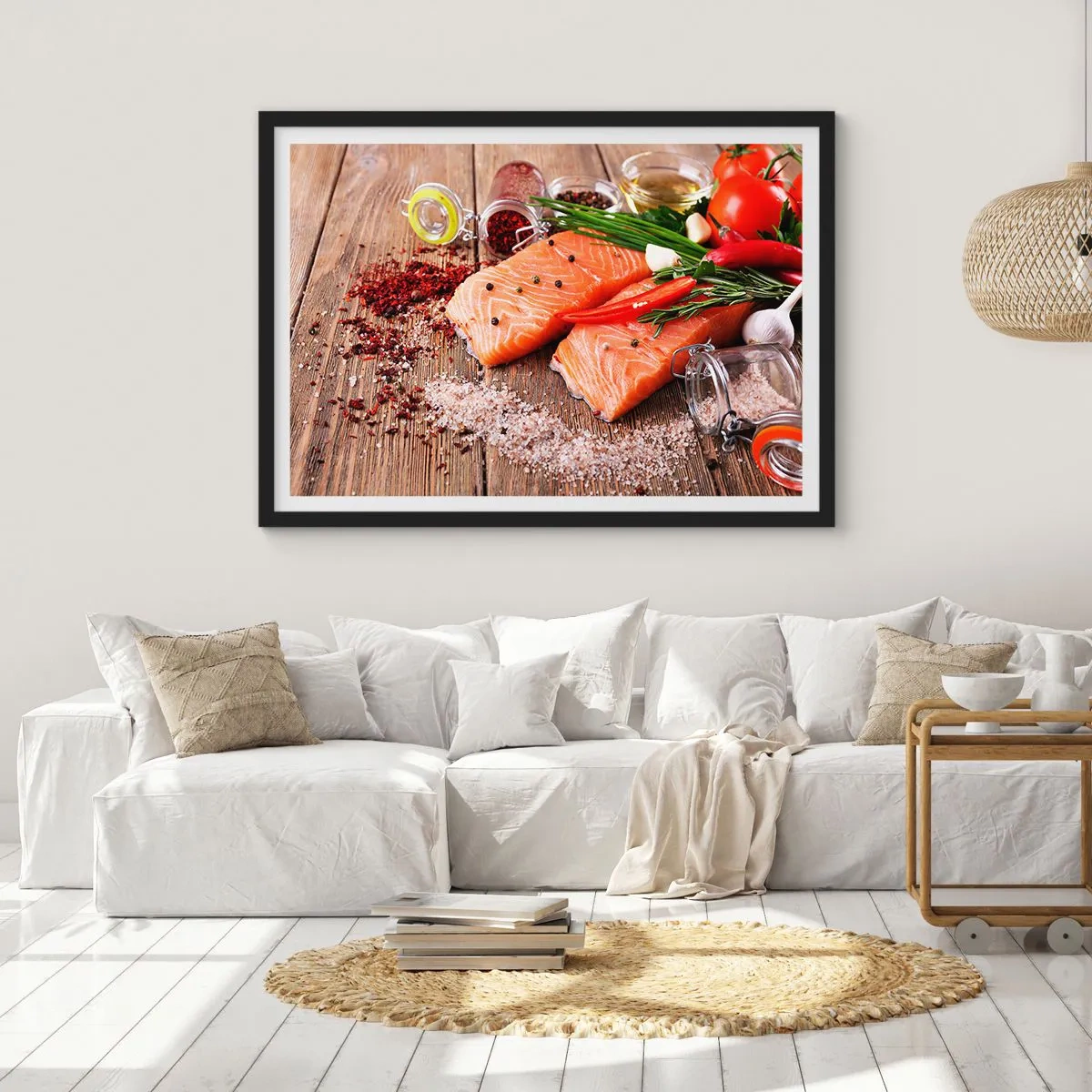 Poster in einem schwarzem Rahmen - Lachsfilets mit Gewürzen auf Holzhintergrund - 70x50cm - Norwegisches Abenteuer in der Küche - Moderne Wanddekoration für Wohnzimmer und Schlafzimmer ARTTOR