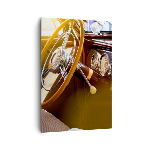 Bild auf Leinwand - Leinwandbild - Nahaufnahme des Innenraums eines Oldtimers mit Holz- und Chromdetails. - 70x100cm - Ein Hauch von Luxus aus der Vergangenheit - Moderne Wanddekoration für Wohnzimmer und Schlafzimmer ARTTOR