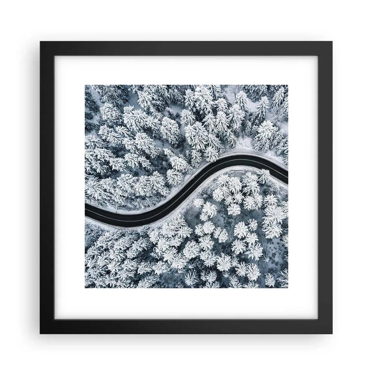 Poster in einem schwarzem Rahmen - Durch den Winterwald - 30x30 cm