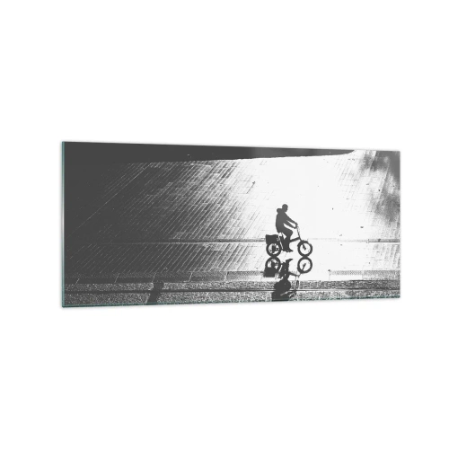 Glasbild - Bild auf glas - Schwarz-weiße Silhouette eines Radfahrers auf einer nassen Straße - 120x50cm - Vor sich hin durch die Stadt - Moderne Wanddekoration für Wohnzimmer und Schlafzimmer ARTTOR
