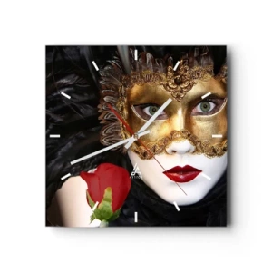 Wanduhr - Glasuhr - Goldene venezianische Maske mit Federn und einer roten Rose, geheimnisvolles Motiv. - 30x30cm - Denn das Leben ist ein großer Ball - Moderne Wanddekoration für Wohnzimmer und Schlafzimmer ARTTOR