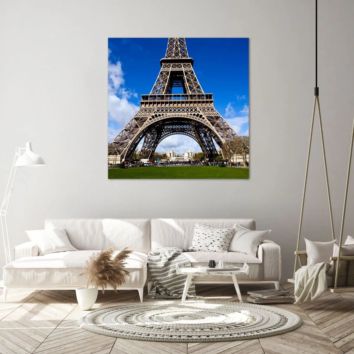 Bild auf Leinwand - Leinwandbild - Ganz Paris zu ihren Füßen - 60x60 cm