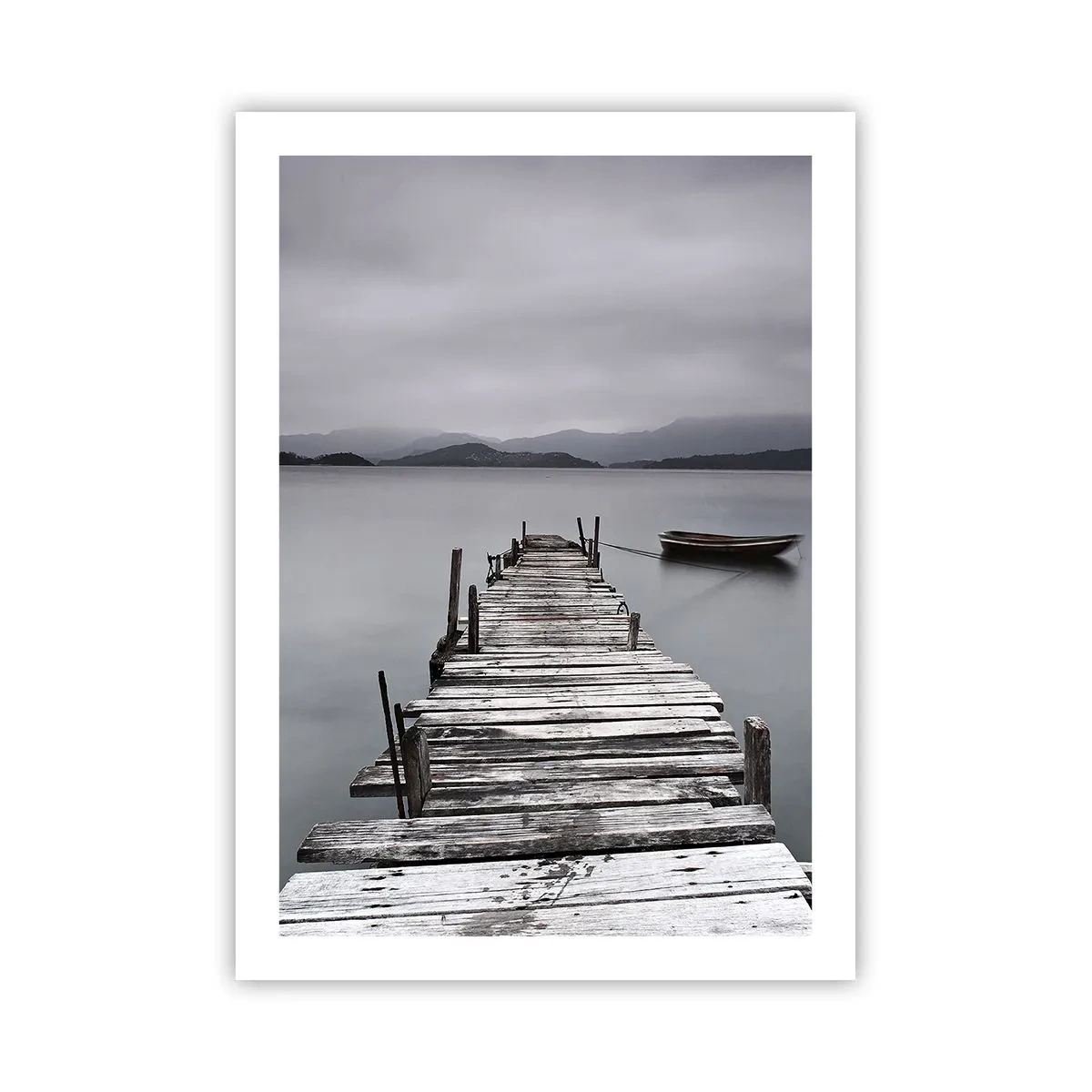 Poster - Ein alter Pier mit einem Boot auf ruhigem Wasser - 50x70cm - Du kannst morgen gehen - Moderne Wanddekoration für Wohnzimmer und Schlafzimmer ARTTOR