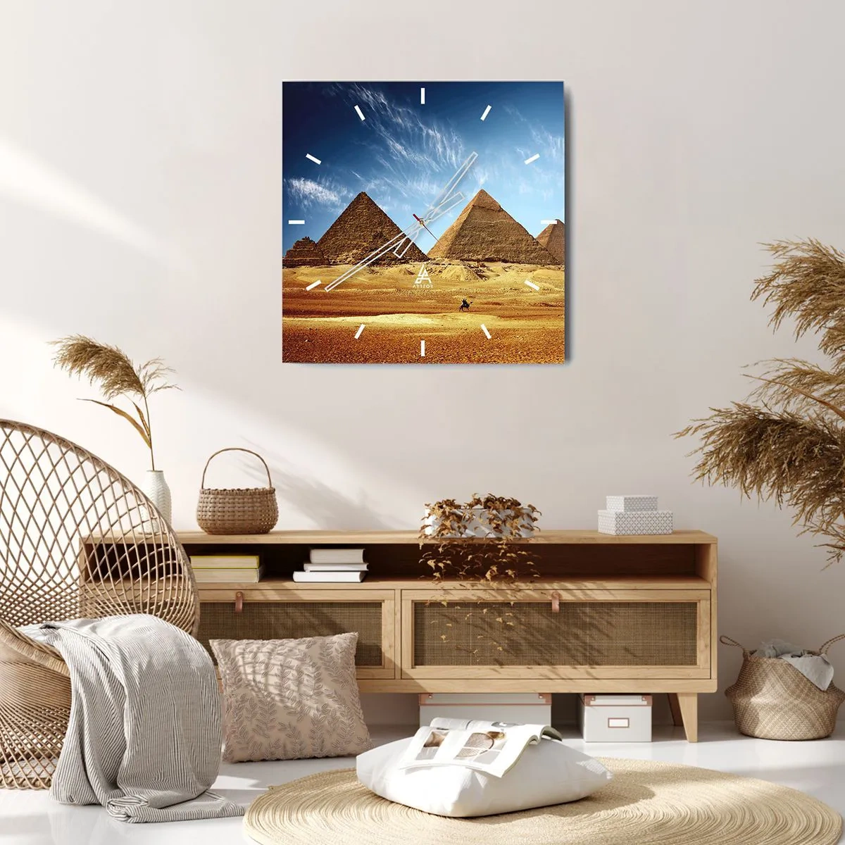 Wanduhr - Glasuhr - Die Pyramiden von Gizeh vor blauem Himmel und Wüstenlandschaft - 30x30cm - 40 Jahrhunderte schauen dich an - Moderne Wanddekoration für Wohnzimmer und Schlafzimmer ARTTOR