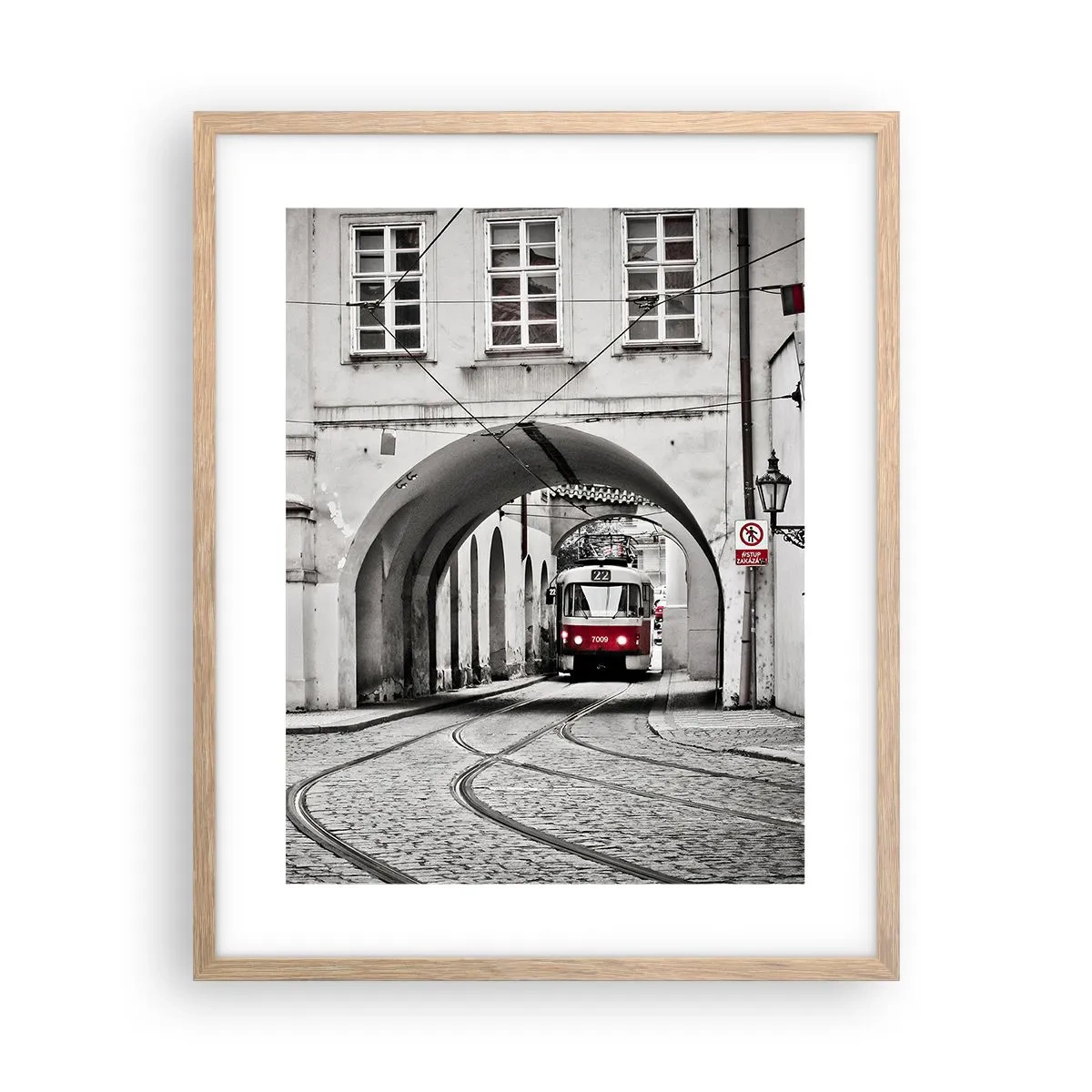 Poster in einem Rahmen aus heller Eiche - Durch das Stadtlabyrinth - 40x50 cm