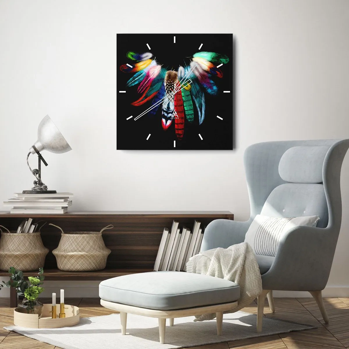 Wanduhr - Glasuhr - Bunte Federn auf schwarzem Hintergrund in einer künstlerischen Komposition - 30x30cm - Indische Halskette - Moderne Wanddekoration für Wohnzimmer und Schlafzimmer ARTTOR