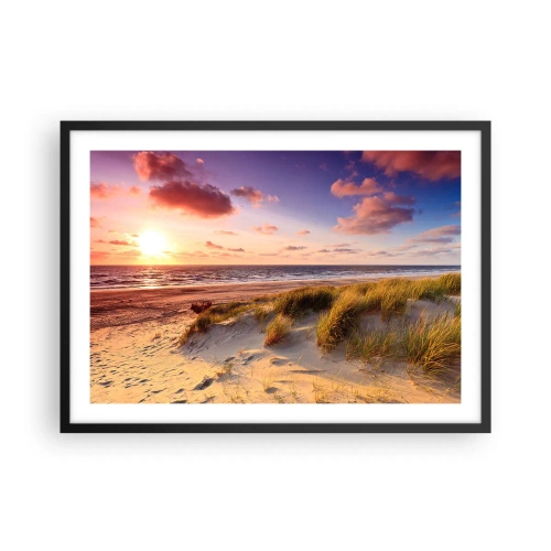 Poster in einem schwarzem Rahmen - Ein grasbewachsener Strand und ein Sonnenuntergang über einem ruhigen Meer - 70x50cm - Die Luft riecht schon im Sommer - Moderne Wanddekoration für Wohnzimmer und Schlafzimmer ARTTOR