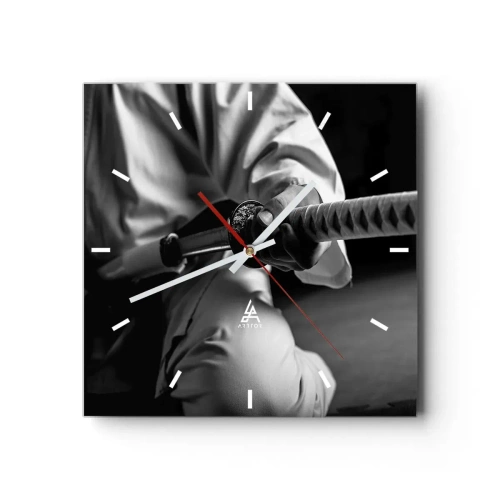 Wanduhr - Glasuhr - Ein Samurai im Kimono hält ein Katana in Schwarz und Weiß. - 30x30cm - Kriegerseele - Moderne Wanddekoration für Wohnzimmer und Schlafzimmer ARTTOR