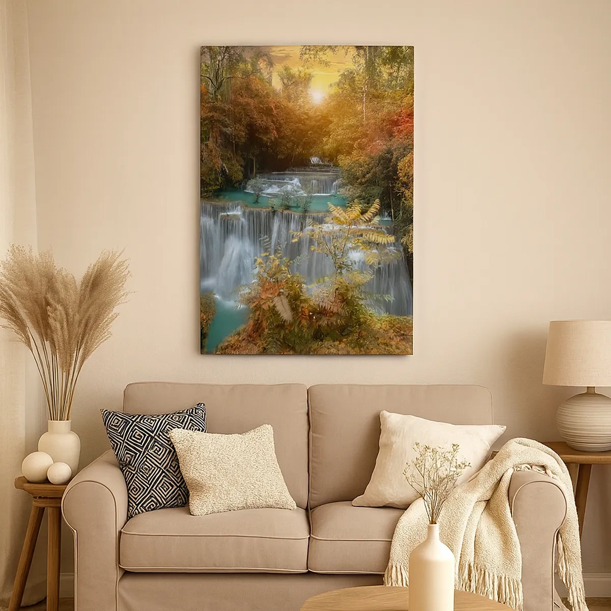 Bild auf Leinwand - Leinwandbild - Herbstlicher Wasserfall, umgeben von bunten Bäumen im Sonnenlicht - 50x70cm - Versteckter Schatz des Waldes - Moderne Wanddekoration für Wohnzimmer und Schlafzimmer ARTTOR