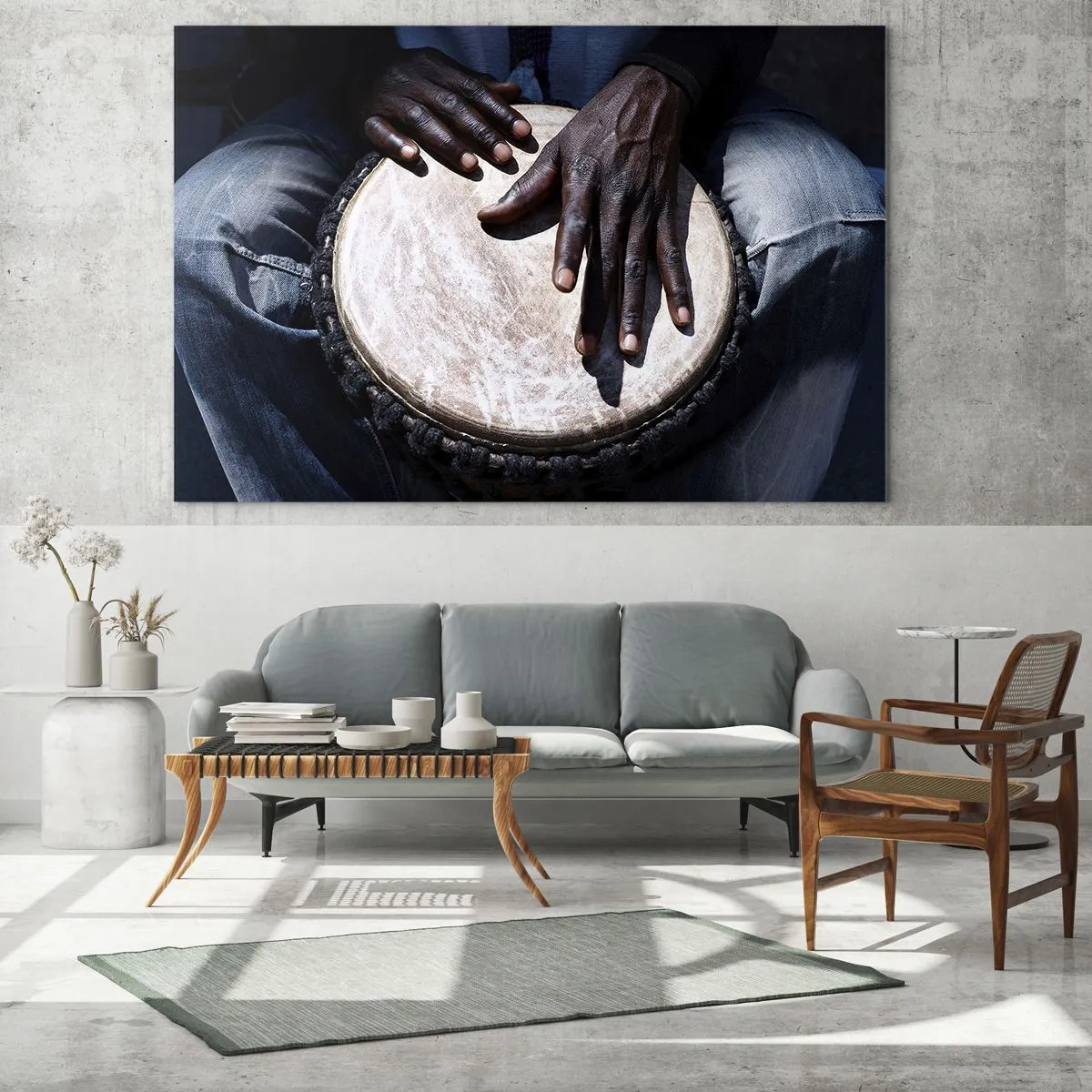 Glasbild - Bild auf glas - Nahaufnahme von Händen, die eine Djembe-Trommel spielen - 70x50cm - Lebe in deinem eigenen Rhythmus - Moderne Wanddekoration für Wohnzimmer und Schlafzimmer ARTTOR