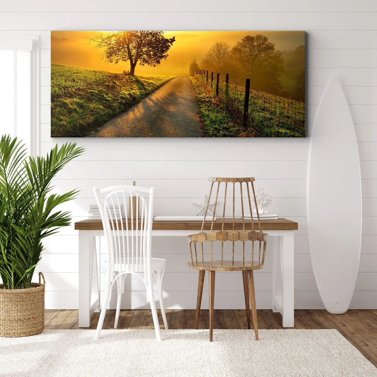 Bild auf Leinwand - Leinwandbild - Eine malerische Straße bei Sonnenuntergang mit einem einsamen Baum im Hintergrund - 160x50cm - Honig-Nachmittag - Moderne Wanddekoration für Wohnzimmer und Schlafzimmer ARTTOR