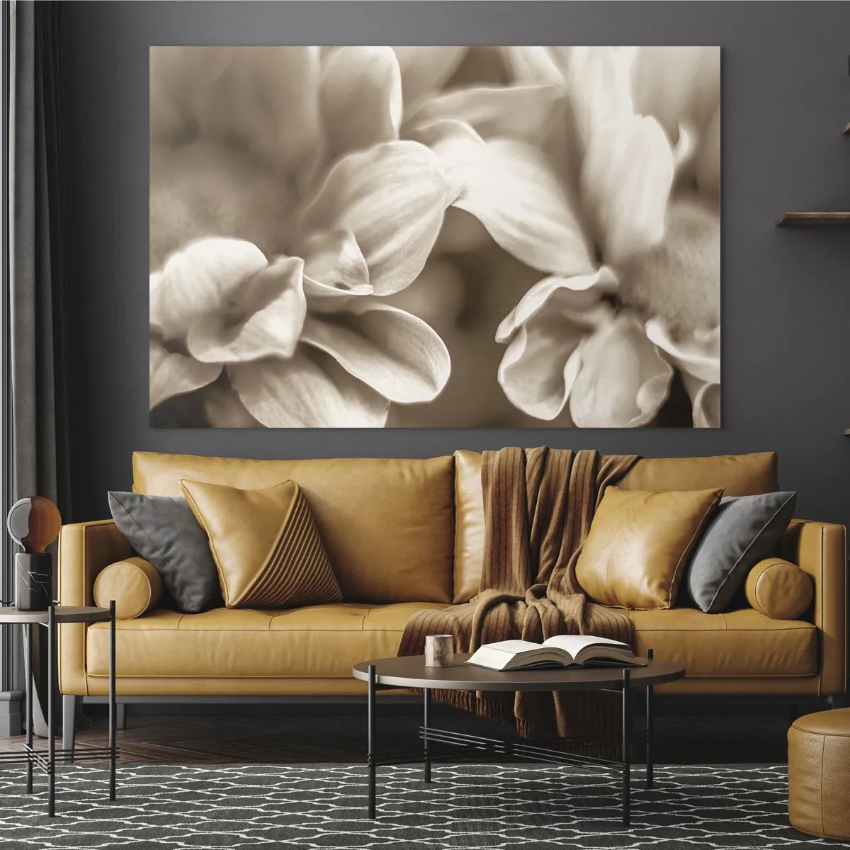 Glasbild - Bild auf glas - Makrofotografie von hellen Blütenblättern in Sepia - 100x70cm - So sanft wie ein Lächeln - Moderne Wanddekoration für Wohnzimmer und Schlafzimmer ARTTOR