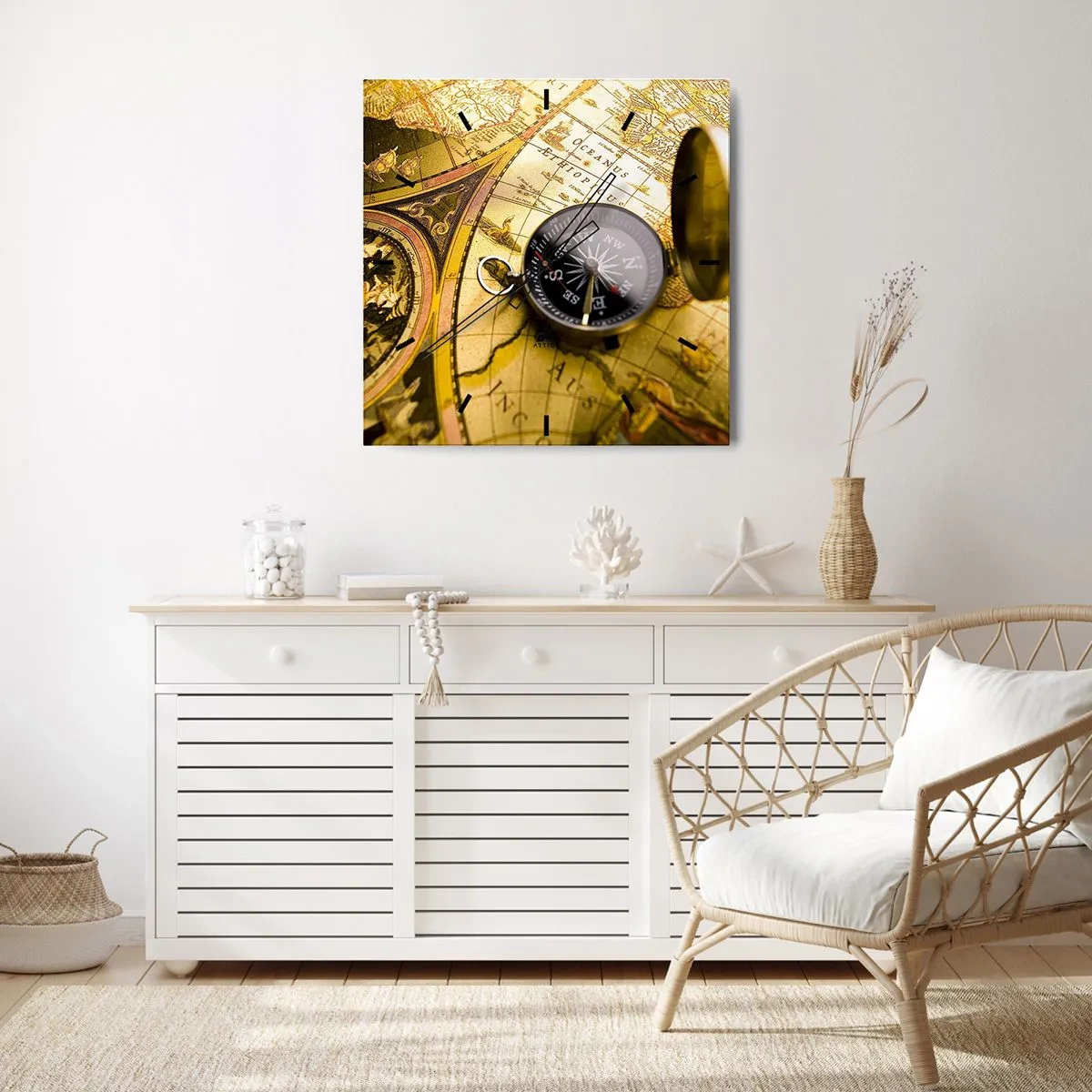 Wanduhr - Glasuhr - Ein antiker Kompass vor dem Hintergrund einer alten Weltkarte - 30x30cm - Oder vielleicht bis ans Ende der Welt? - Moderne Wanddekoration für Wohnzimmer und Schlafzimmer ARTTOR