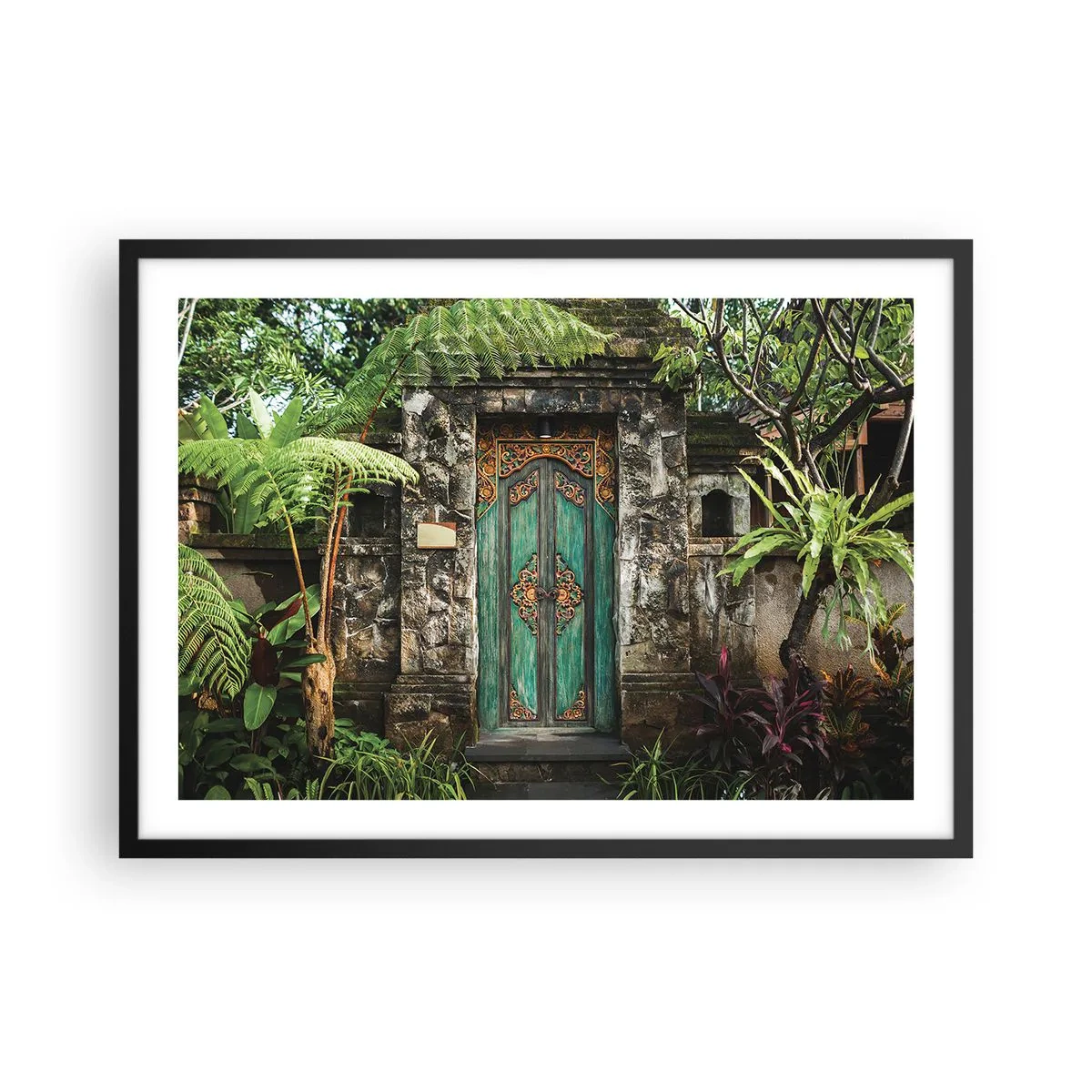 Poster in einem schwarzem Rahmen - Dekorative Türen, umgeben von tropischer Vegetation - 70x50cm - Eine Tür zu einer exotischen Welt - Moderne Wanddekoration für Wohnzimmer und Schlafzimmer ARTTOR
