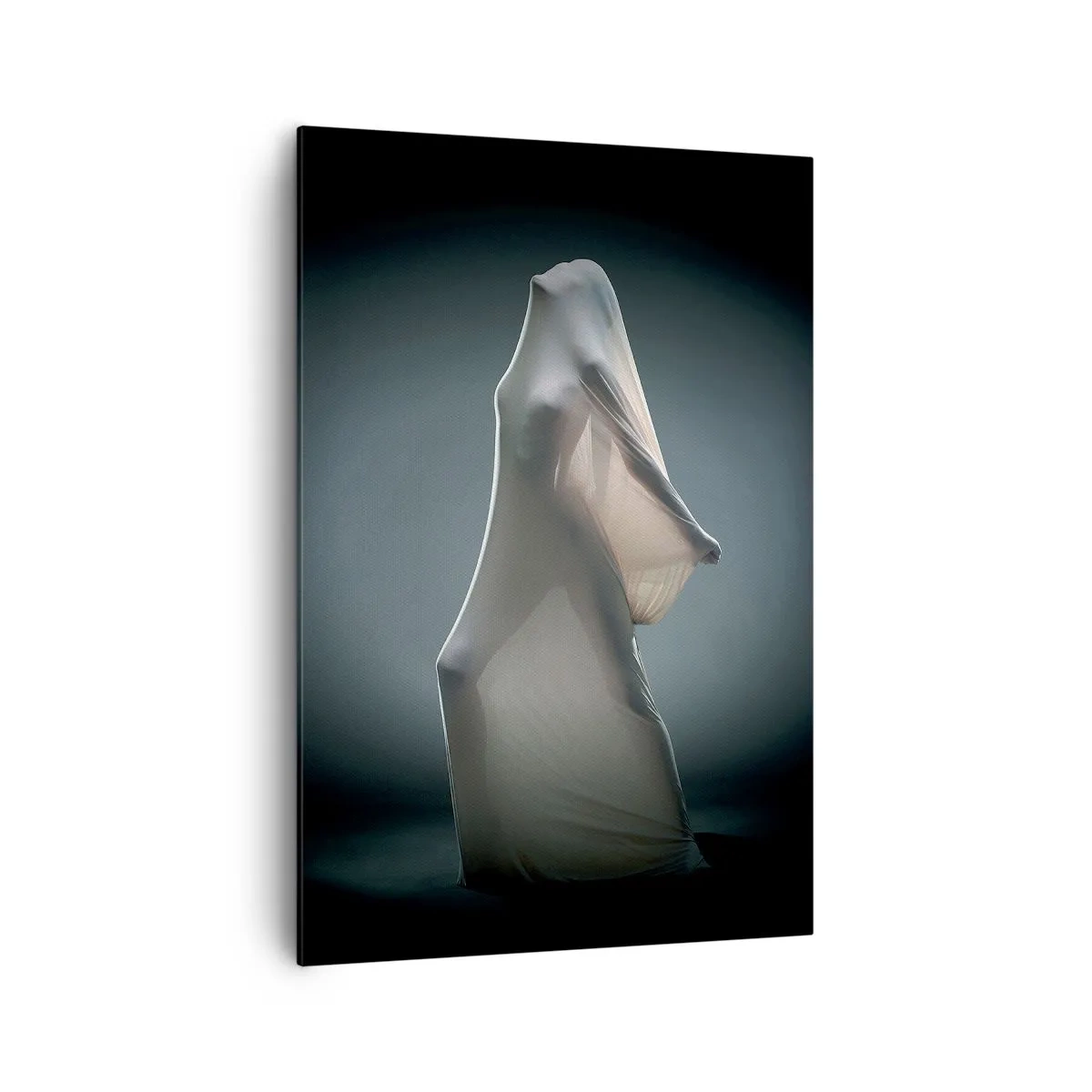 Bild auf Leinwand - Leinwandbild - Eine Figur aus weißem Stoff auf dunklem Hintergrund - 70x100cm - Versteckte Wünsche - Moderne Wanddekoration für Wohnzimmer und Schlafzimmer ARTTOR
