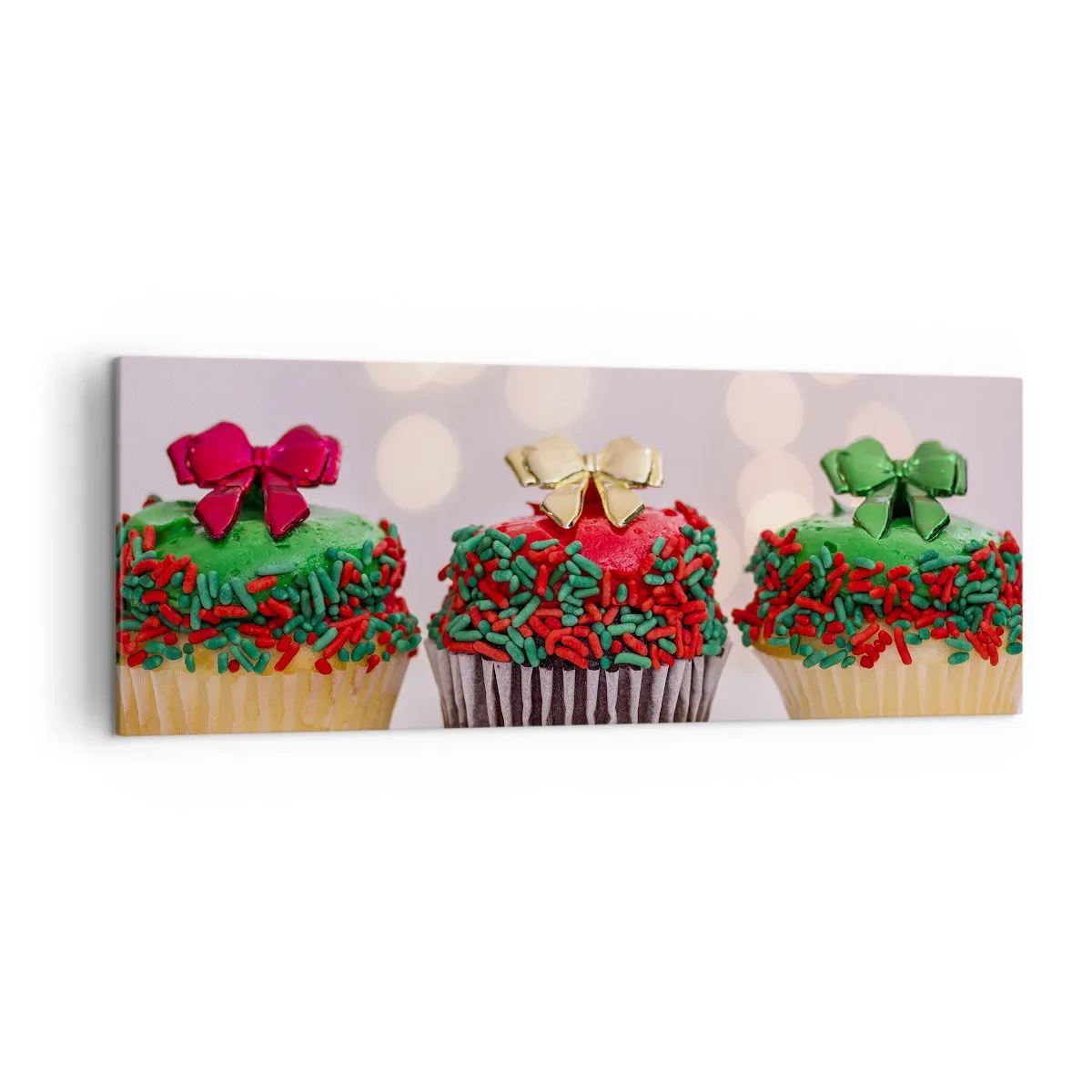 Bild auf Leinwand - Leinwandbild - Weihnachts-Cupcakes mit bunten Streuseln und Schleifen - 140x50cm - Süßigkeiten bis zu der Schleife - Moderne Wanddekoration für Wohnzimmer und Schlafzimmer ARTTOR