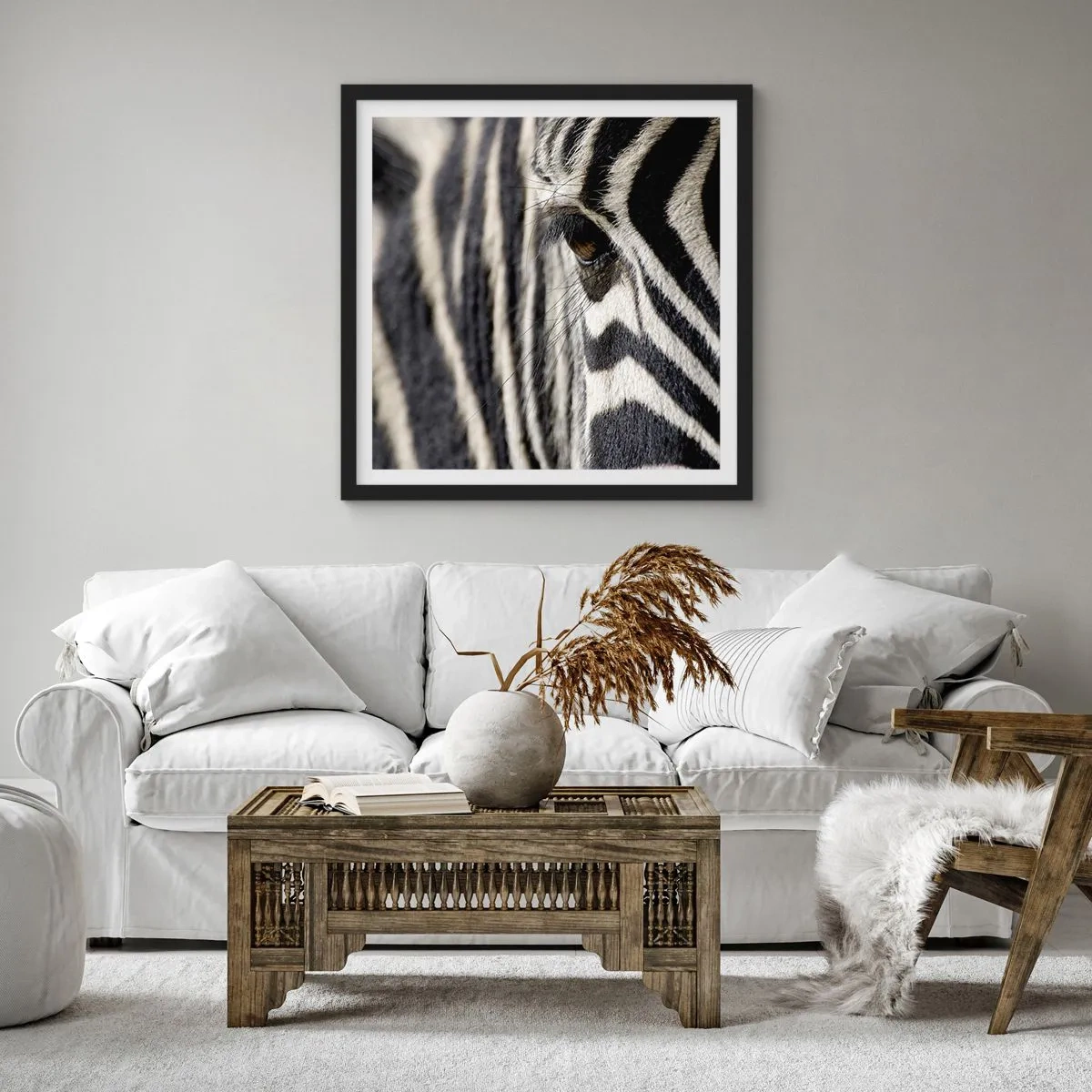 Poster in einem schwarzem Rahmen - Gestreiftes Porträt - 60x60 cm