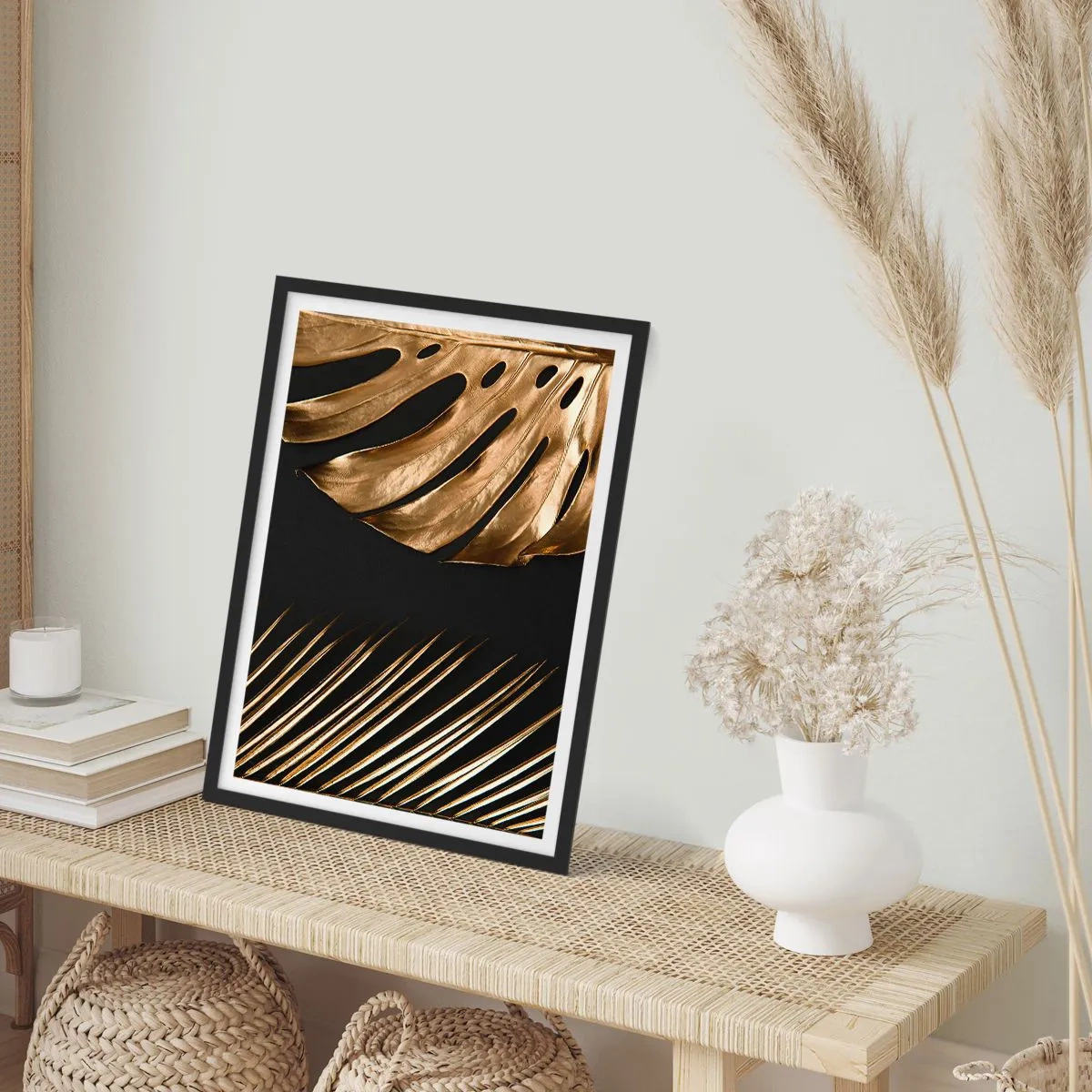 Poster in einem schwarzem Rahmen - Anders und genauso teuer - 61x91 cm