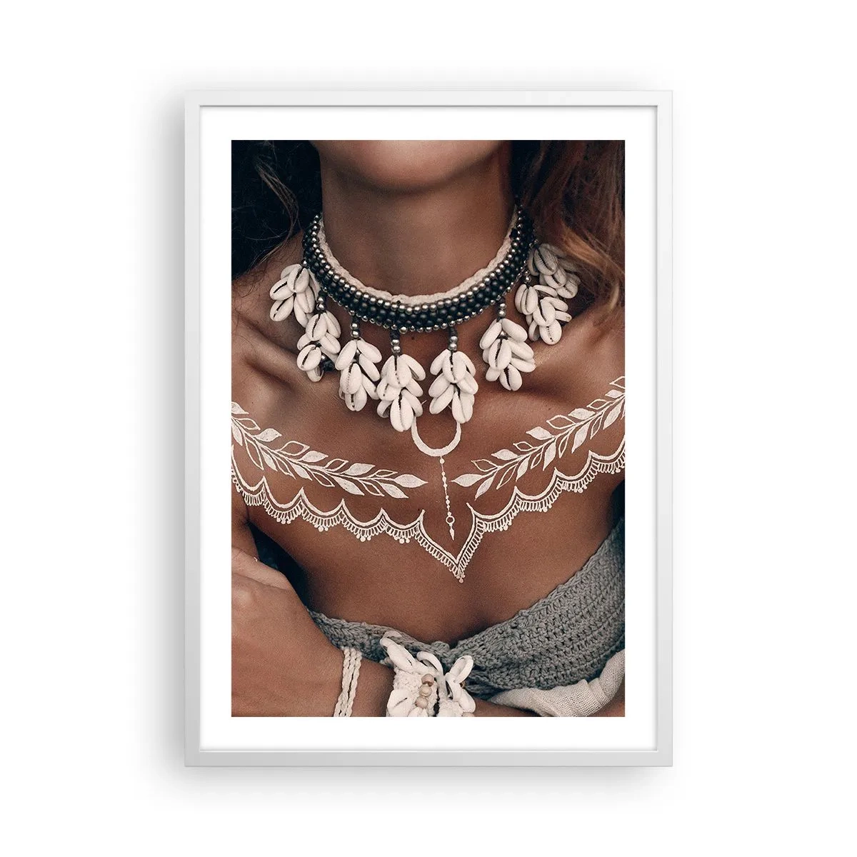 Poster in einem weißen Rahmen - Talismane, Rituale der Weiblichkeit - 50x70 cm