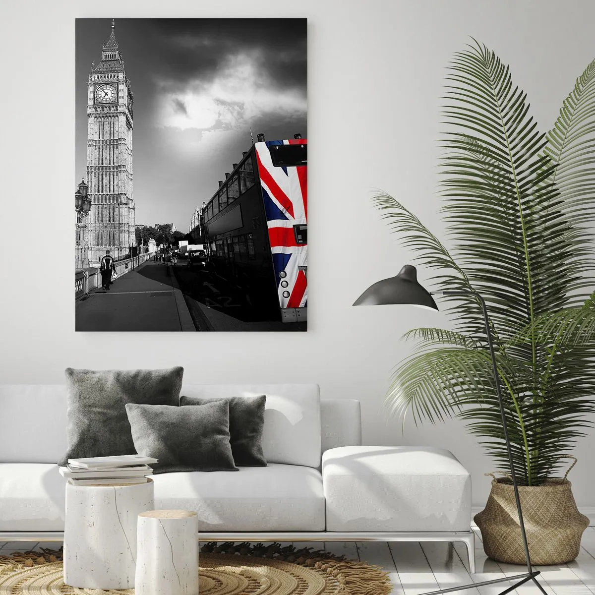 Glasbild - Bild auf glas - Big Ben und ein Bus mit britischer Flagge vor schwarz-weißem Hintergrund - 70x100cm - Stolz und toll - Moderne Wanddekoration für Wohnzimmer und Schlafzimmer ARTTOR
