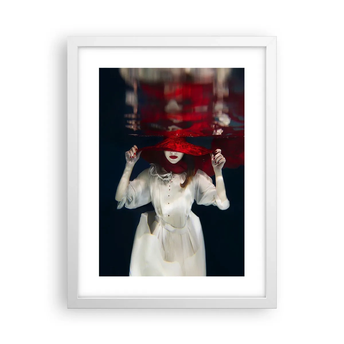 Poster in einem weißen Rahmen - Boshafte Göttin in der slawischen Mythologie - 30x40 cm