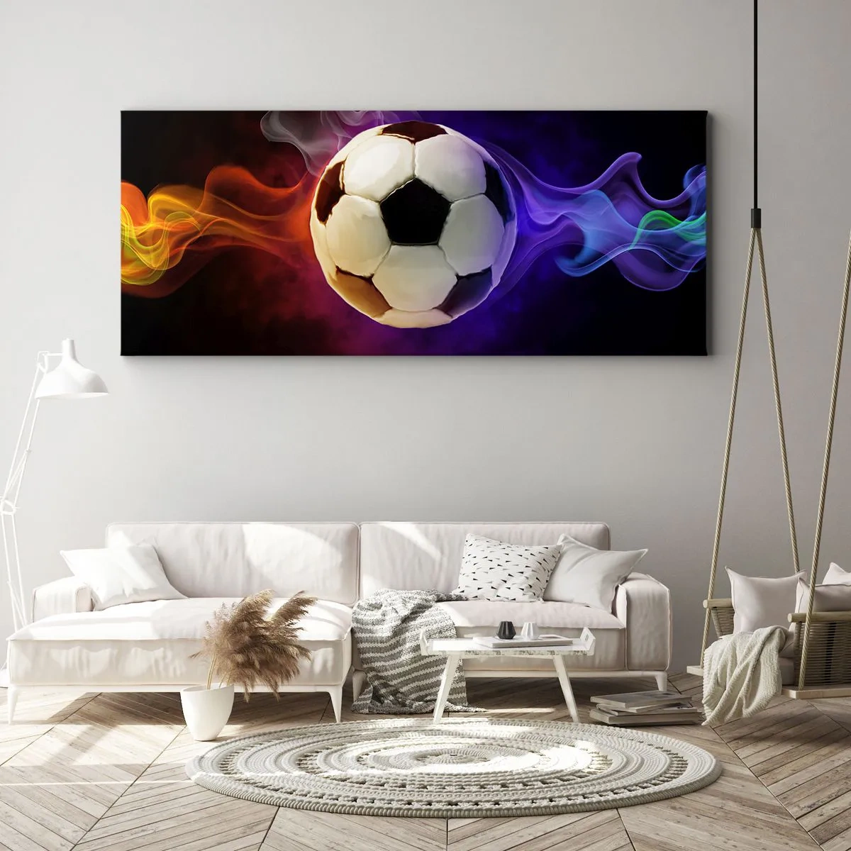 Bild auf Leinwand - Leinwandbild - Ein Fußball, umgeben von bunten Raucheffekten auf dunklem Hintergrund. - 140x50cm - Die magische Kraft des Spiels - Moderne Wanddekoration für Wohnzimmer und Schlafzimmer ARTTOR