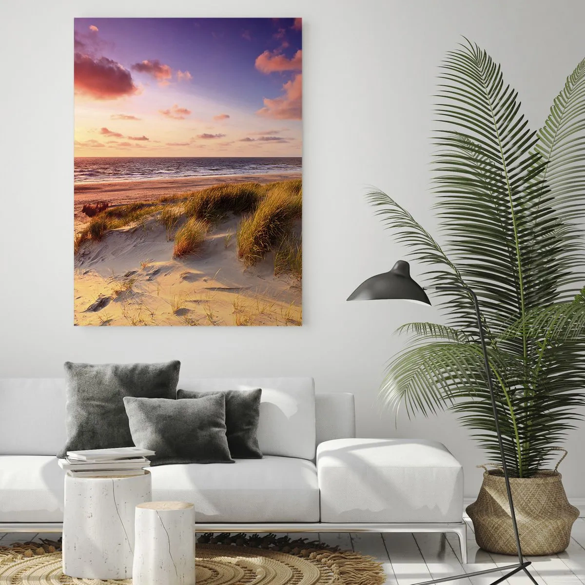 Glasbild - Bild auf glas - Ein grasbewachsener Strand und ein Sonnenuntergang über einem ruhigen Meer - 70x100cm - Die Luft riecht schon im Sommer - Moderne Wanddekoration für Wohnzimmer und Schlafzimmer ARTTOR