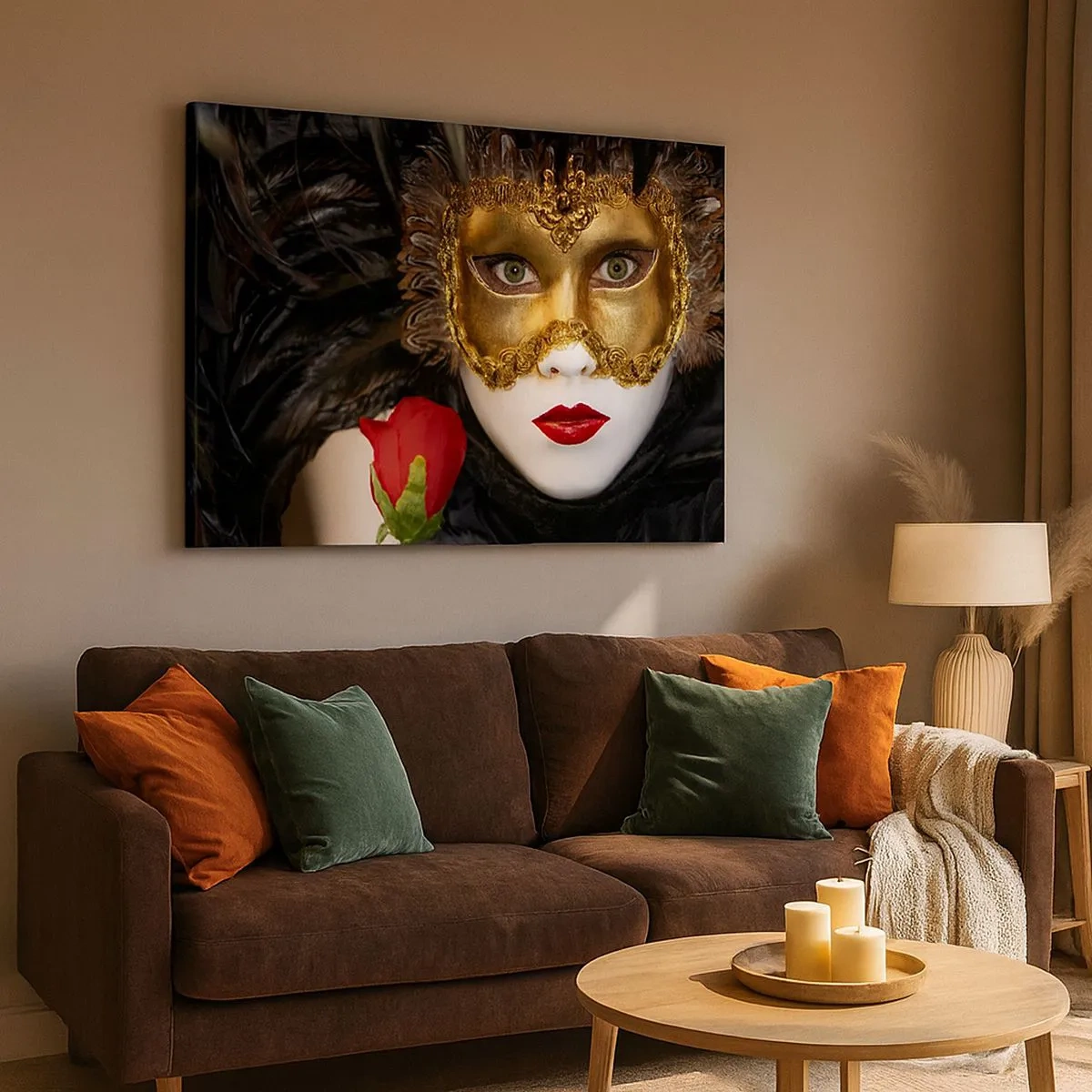 Bild auf Leinwand - Leinwandbild - Goldene venezianische Maske mit Federn und einer roten Rose, geheimnisvolles Motiv. - 70x50cm - Denn das Leben ist ein großer Ball - Moderne Wanddekoration für Wohnzimmer und Schlafzimmer ARTTOR
