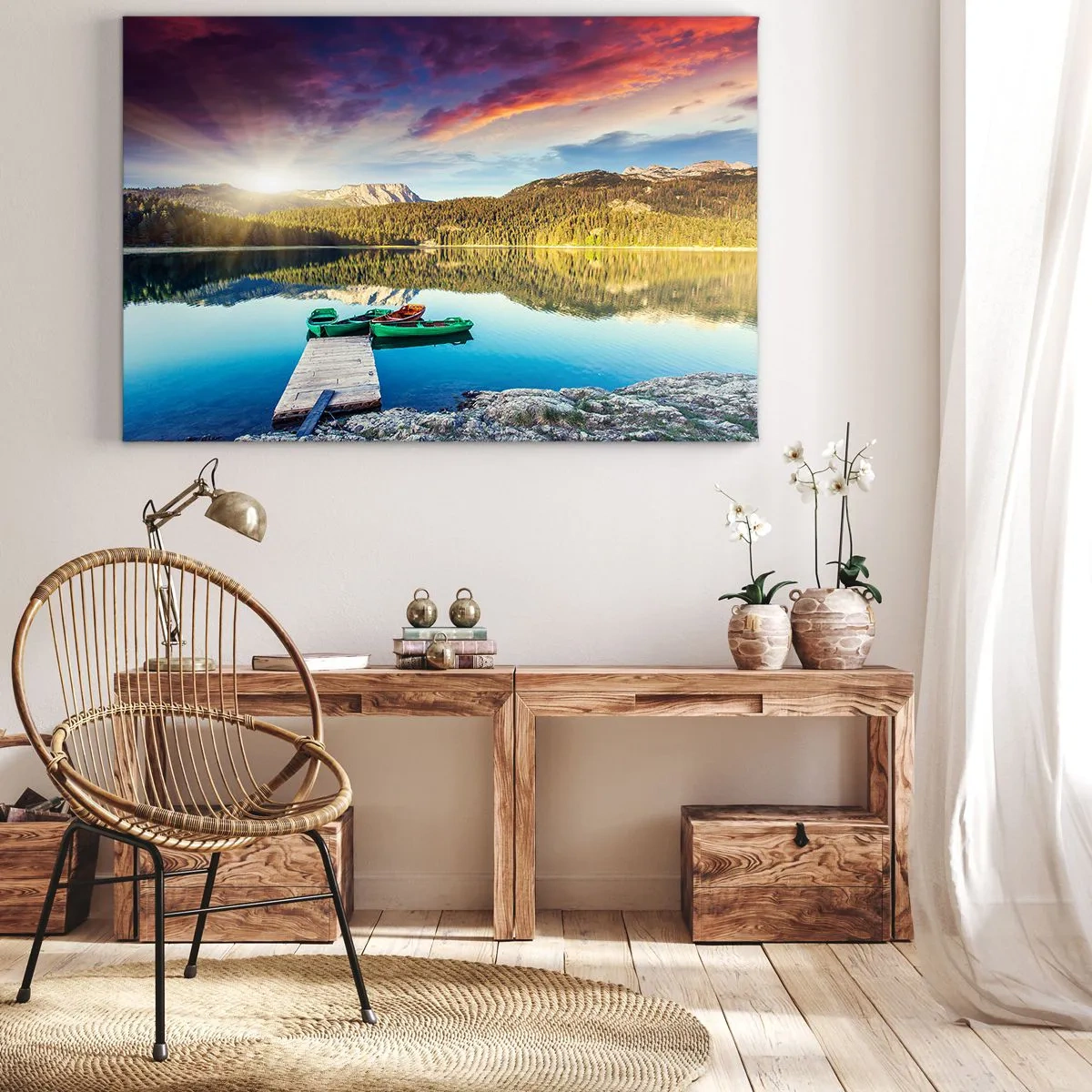 Bild auf Leinwand - Leinwandbild - Sonnenuntergang über dem See mit Booten am Pier - 70x50cm - Glatt wie ein Spiegel über dem Wasser - Moderne Wanddekoration für Wohnzimmer und Schlafzimmer ARTTOR