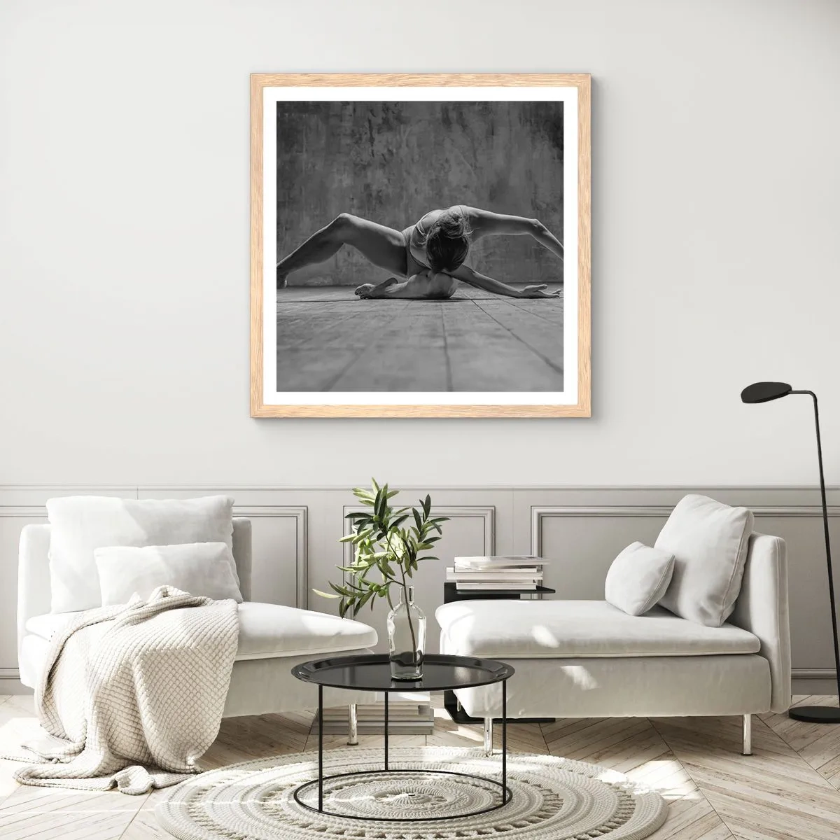 Poster in einem Rahmen aus heller Eiche - Symmetrie gefunden - 50x50 cm
