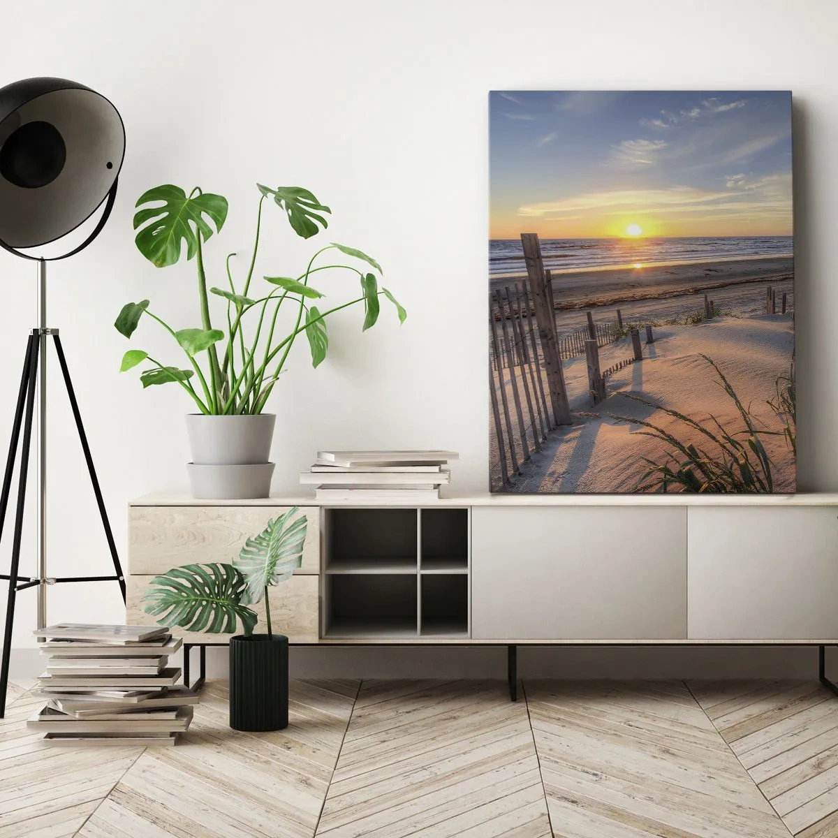 Bild auf Leinwand - Leinwandbild - Sonnenuntergangsstrand mit Holzzaun - 50x70cm - Schein und Schatten des Windes - Moderne Wanddekoration für Wohnzimmer und Schlafzimmer ARTTOR