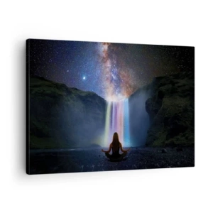 Bild auf Leinwand - Leinwandbild - Meditation vor einem Wasserfall inmitten der Sterne - 70x50cm - Absolute Harmonie - Moderne Wanddekoration für Wohnzimmer und Schlafzimmer ARTTOR