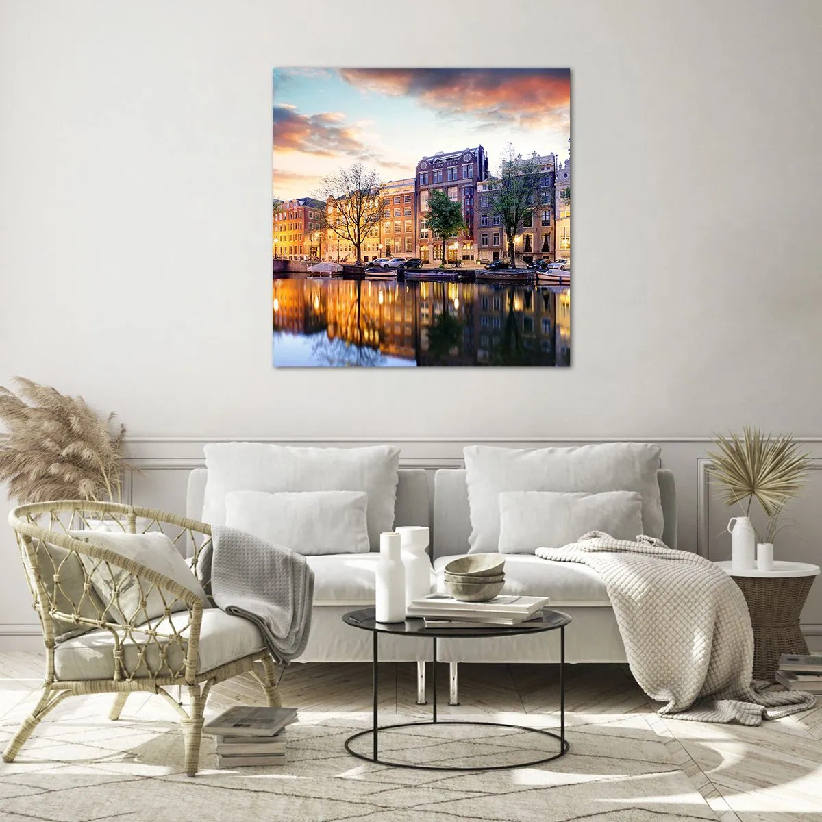 Glasbild - Bild auf glas - Zurückhaltende und gelassene niederländische Schönheit - 40x40 cm