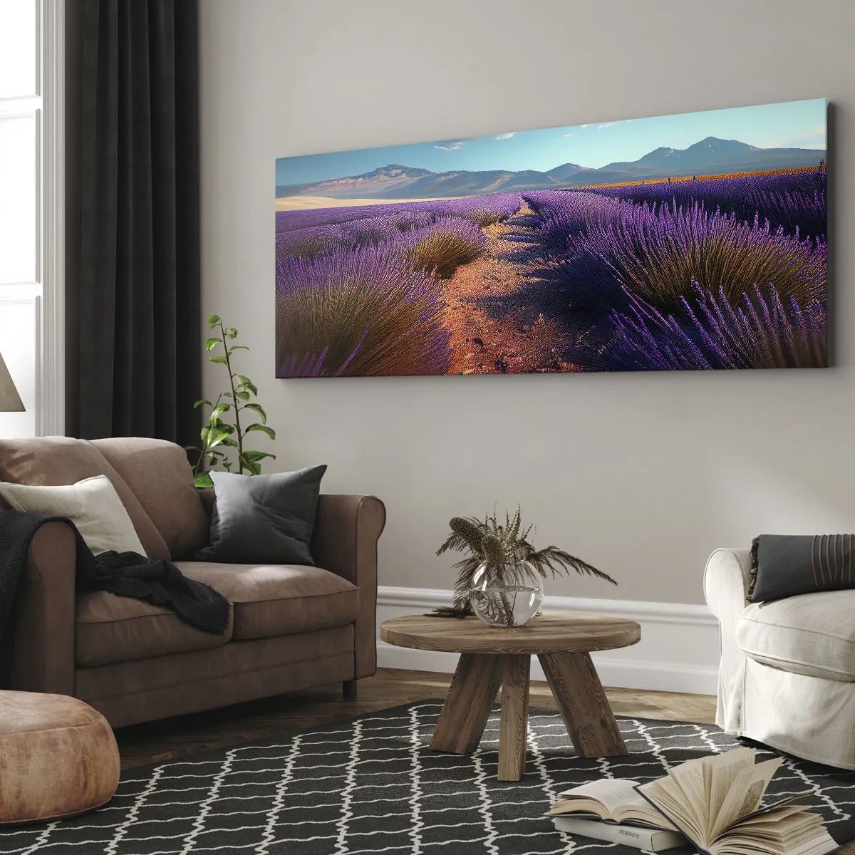 Bild auf Leinwand - Leinwandbild - Ein Lavendelfeld mit Blick auf die Berge und den blauen Himmel - 120x50cm - Duftende Felder - Moderne Wanddekoration für Wohnzimmer und Schlafzimmer ARTTOR
