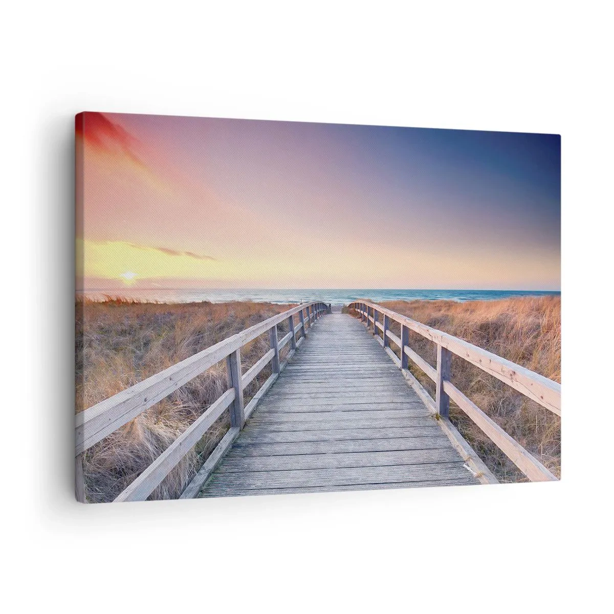 Bild auf Leinwand - Leinwandbild - Ein Holzsteg führt bei Sonnenuntergang zum Strand, der Himmel ist in Pastellfarben gemalt. - 70x50cm - Baltische Abend-Aurora - Moderne Wanddekoration für Wohnzimmer und Schlafzimmer ARTTOR