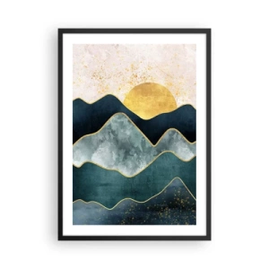 Poster in einem schwarzem Rahmen - Abstrakte Berge und goldene Sonne im Hintergrund - 50x70cm - Hinter den sieben Bergen - Moderne Wanddekoration für Wohnzimmer und Schlafzimmer ARTTOR