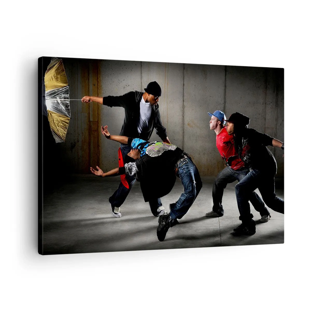Bild auf Leinwand - Leinwandbild - Eine Gruppe von Hip-Hop-Tänzern in einer dynamischen Choreographie - 70x50cm - Tanzen mit dem Straßenwind - Moderne Wanddekoration für Wohnzimmer und Schlafzimmer ARTTOR