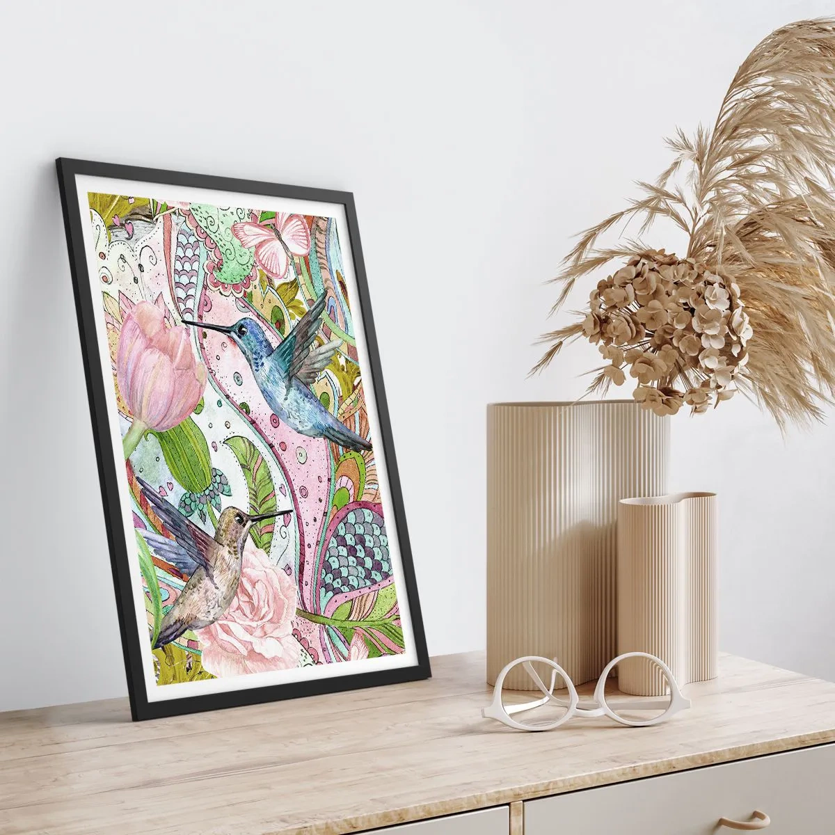 Poster in einem schwarzem Rahmen - Verstrickt in Weinreben - 70x100 cm