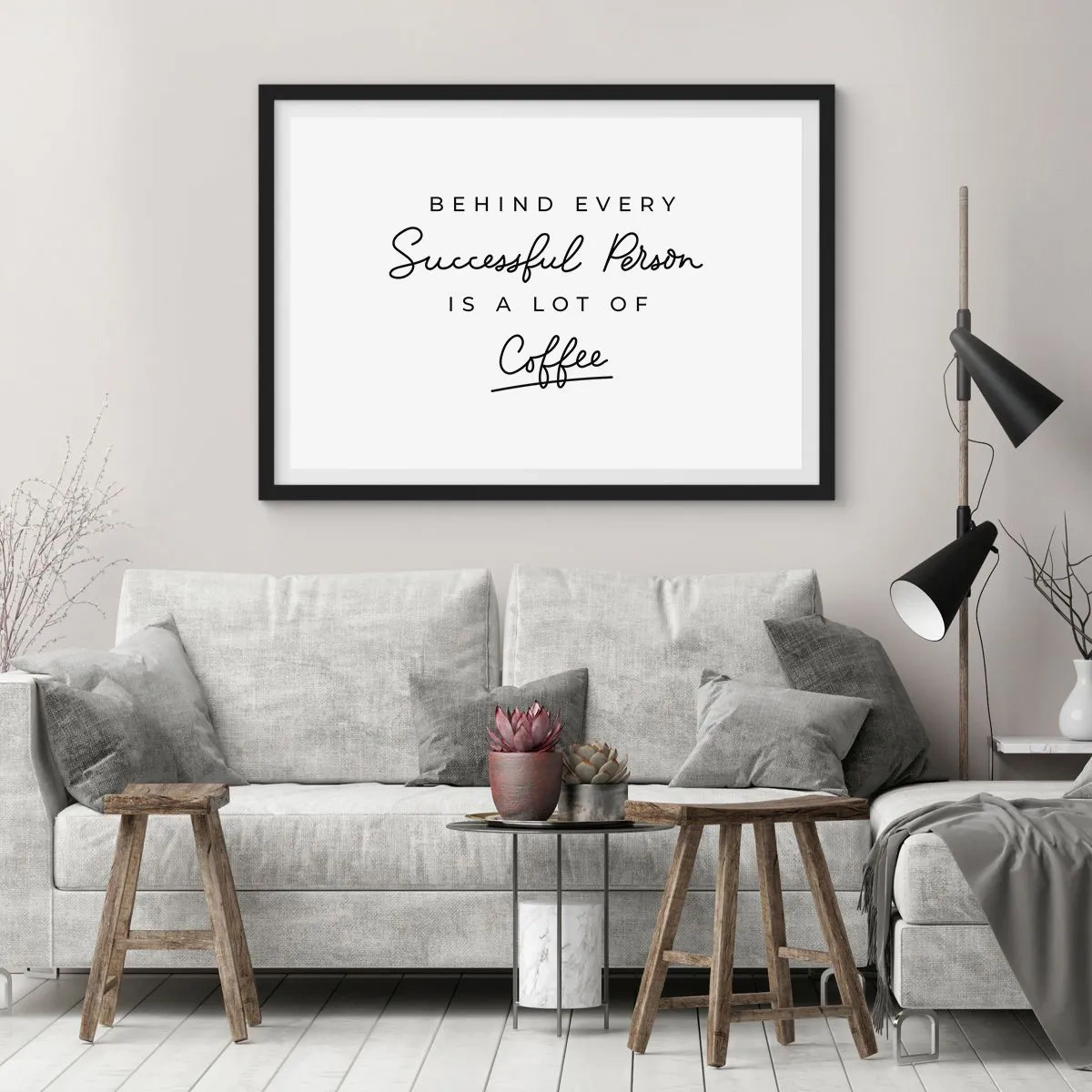 Poster in einem schwarzem Rahmen - Ein minimalistisches Zitat über Erfolg und Kaffee auf weißem Hintergrund. - 100x70cm - Erfolgsgeheimnis - Moderne Wanddekoration für Wohnzimmer und Schlafzimmer ARTTOR
