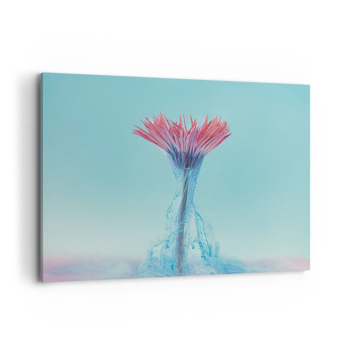 Bild auf Leinwand - Leinwandbild - Eine rosa und blaue Blume in einem künstlerischen Arrangement vor einem pastellfarbenen Hintergrund - 120x80cm - In einer belebenden Umarmung - Moderne Wanddekoration für Wohnzimmer und Schlafzimmer ARTTOR
