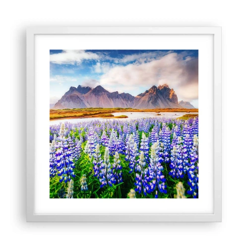 Poster in einem weißen Rahmen - Kraft und Strenge neben Sanftmut - 40x40 cm