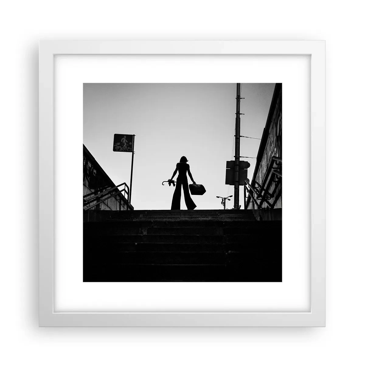 Poster in einem weißen Rahmen - Städtisches Wandern - 30x30 cm