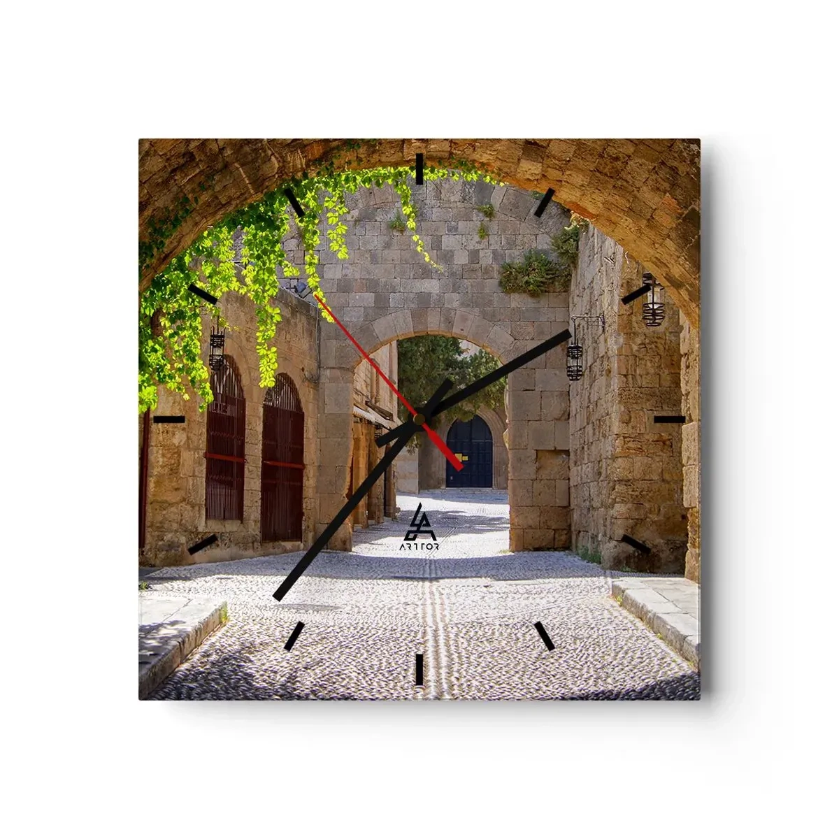 Wanduhr - Glasuhr - Steinbögen und gepflasterte Straßen im mittelalterlichen Stil - 30x30cm - Die Prozession wird bald erscheinen - Moderne Wanddekoration für Wohnzimmer und Schlafzimmer ARTTOR