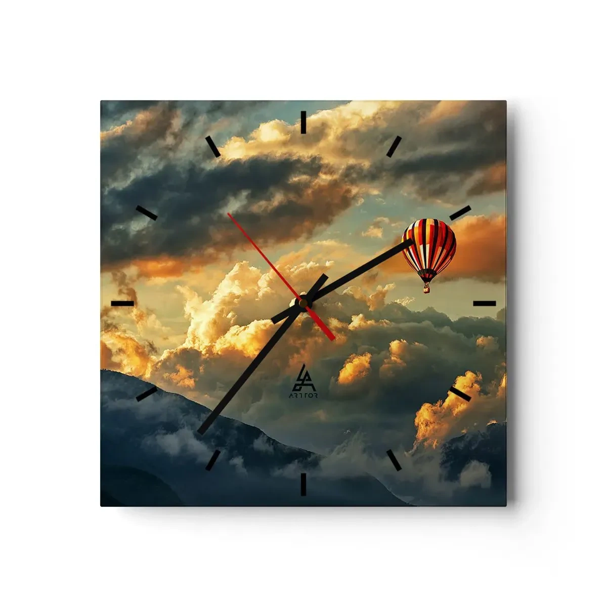 Wanduhr - Glasuhr - Ein Ballon vor dem Hintergrund dramatischer Wolken - 30x30cm - Ich fliege, weil ich es will - Moderne Wanddekoration für Wohnzimmer und Schlafzimmer ARTTOR