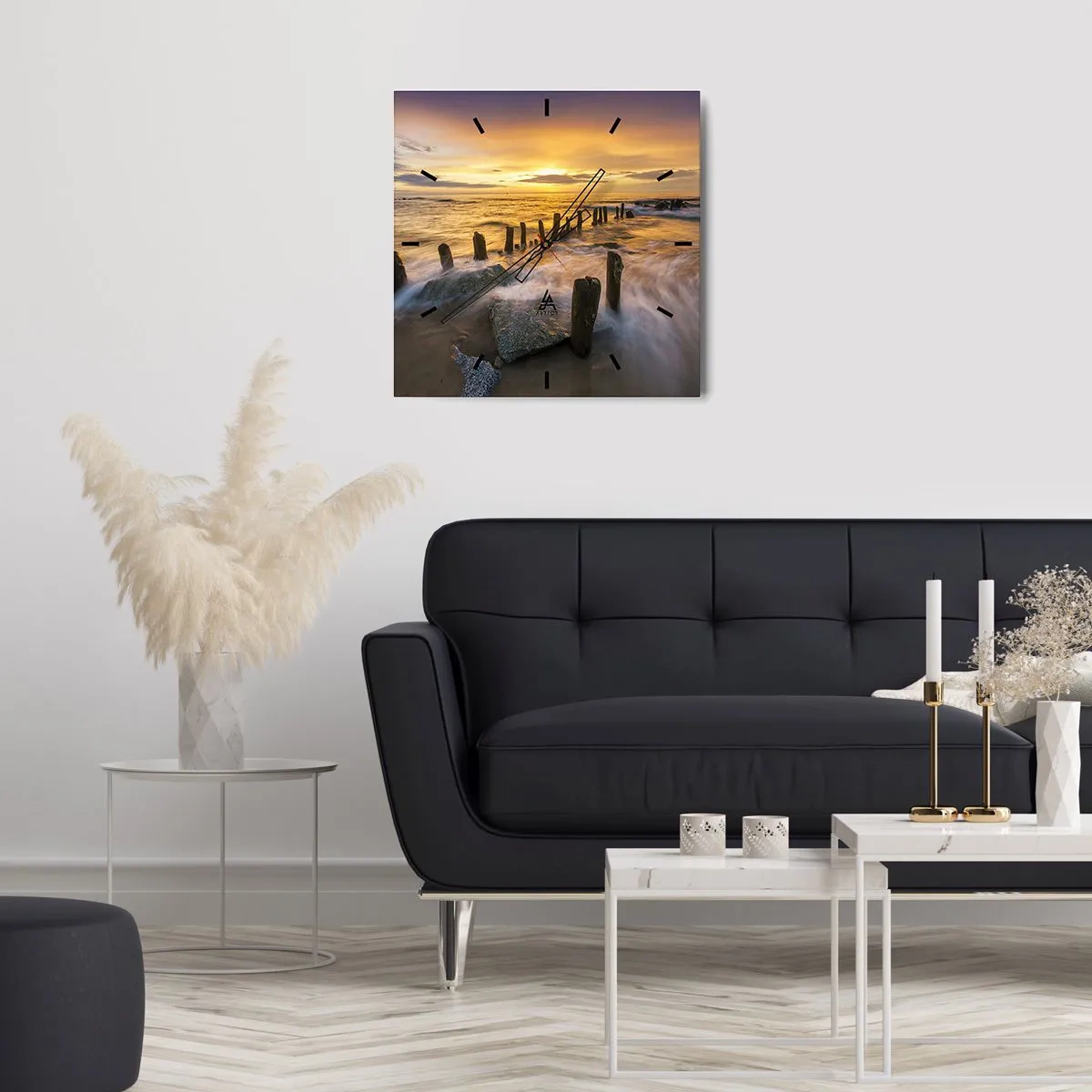 Wanduhr - Glasuhr - Sonnenuntergang über dem Meer mit den Überresten eines alten Piers - 30x30cm - Die raue Schönheit der Ostsee - Moderne Wanddekoration für Wohnzimmer und Schlafzimmer ARTTOR